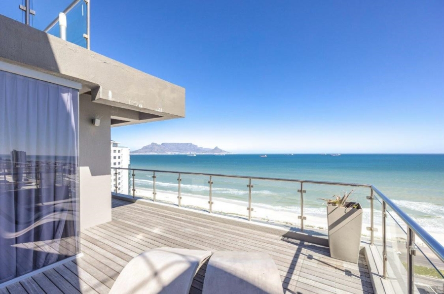 4 Bedroom Property for Sale in Waves Edge Western Cape